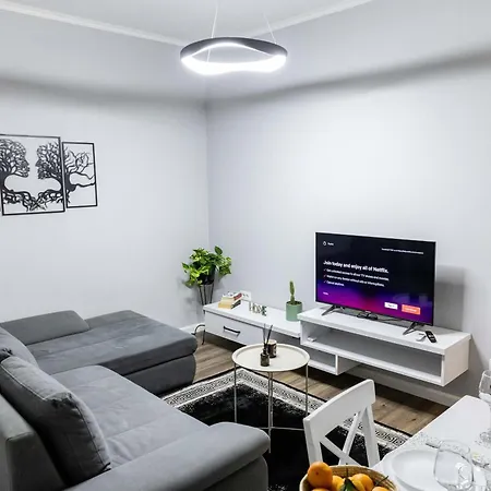 Eka Luxury Apartment Tirana Exterior photo