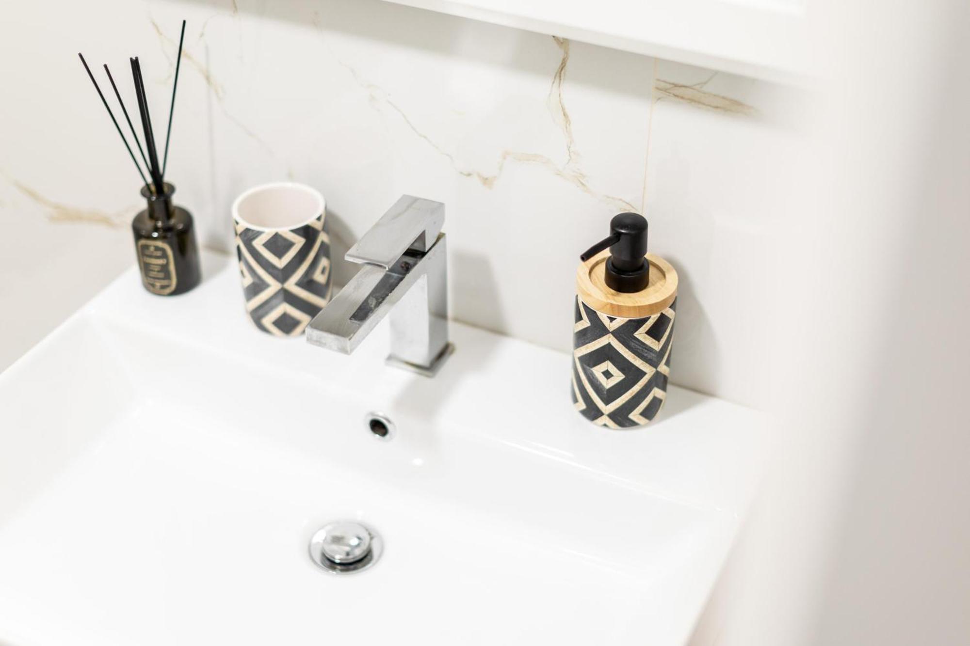 Eka Luxury Apartment