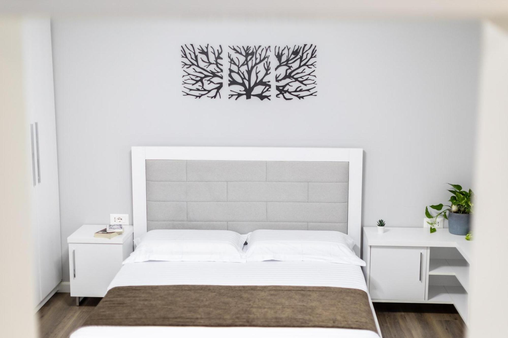 Eka Luxury Apartment