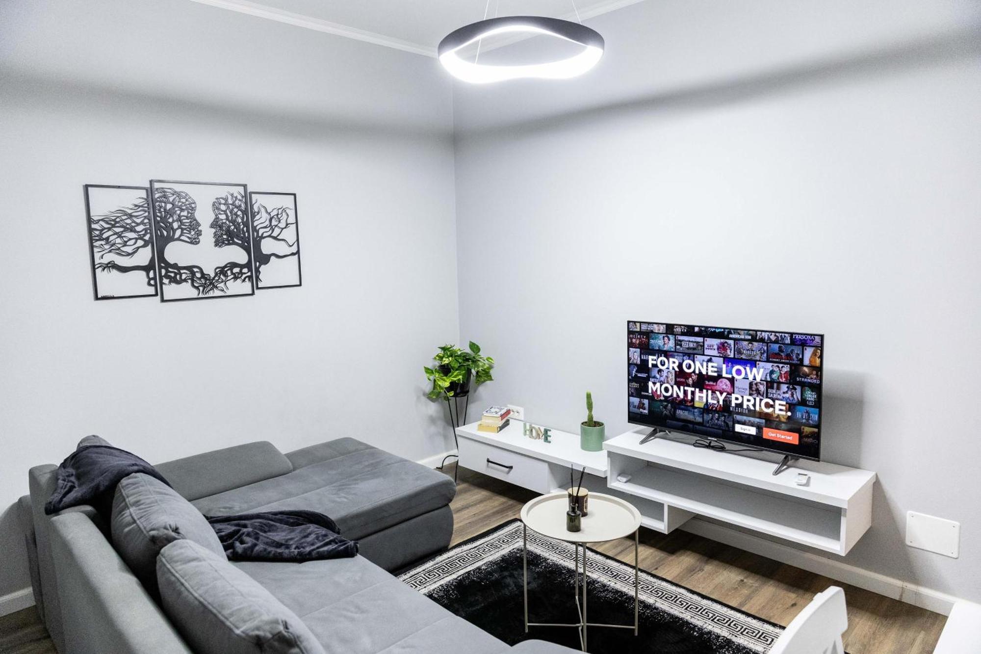 Eka Luxury Apartment