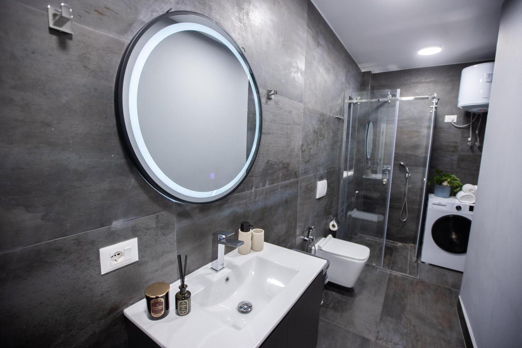 Eka Luxury Apartment *