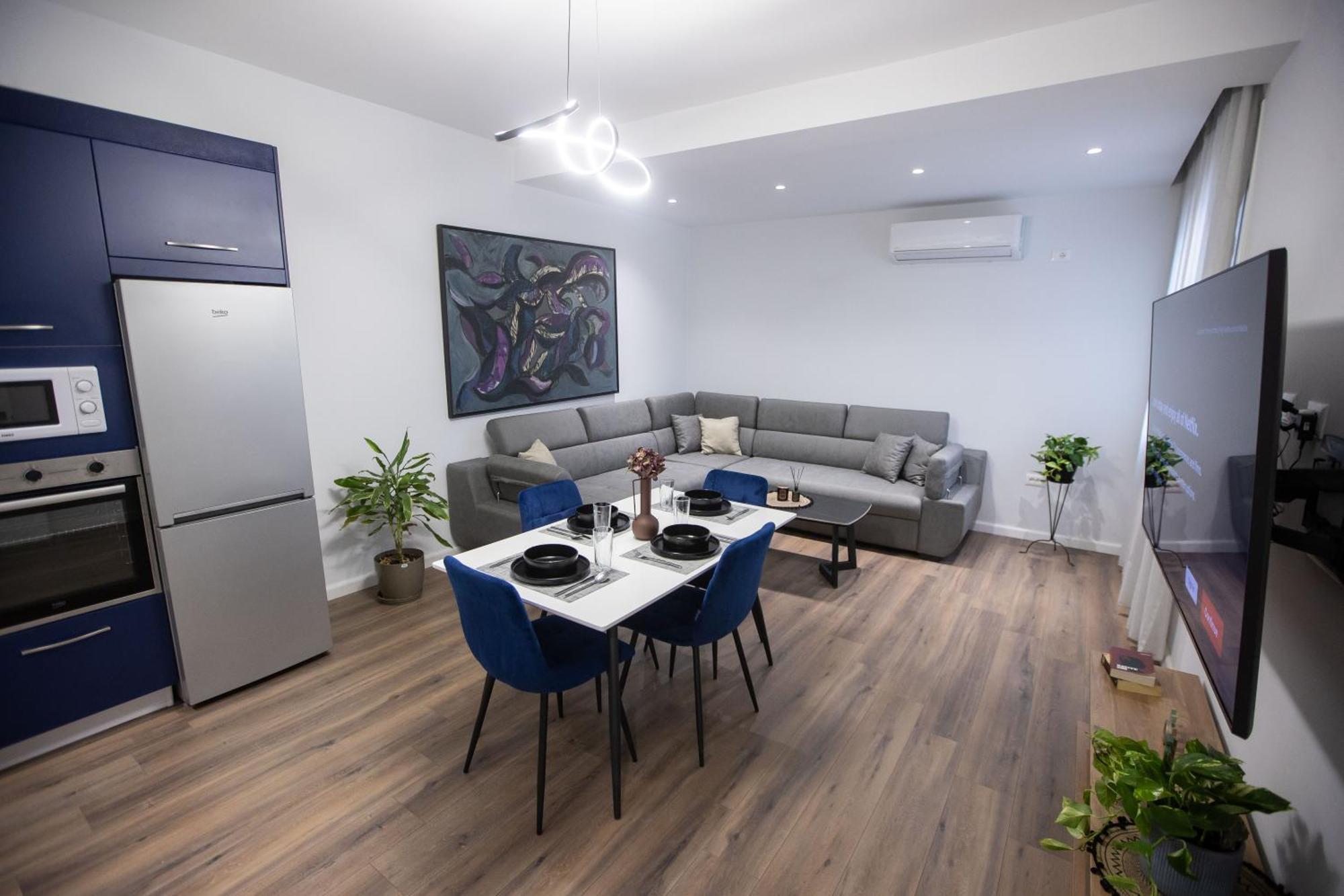 Eka Luxury Apartment
